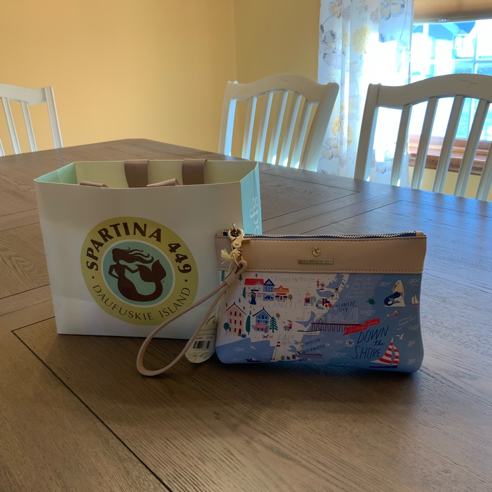 Spartina down the shore scout wristlet